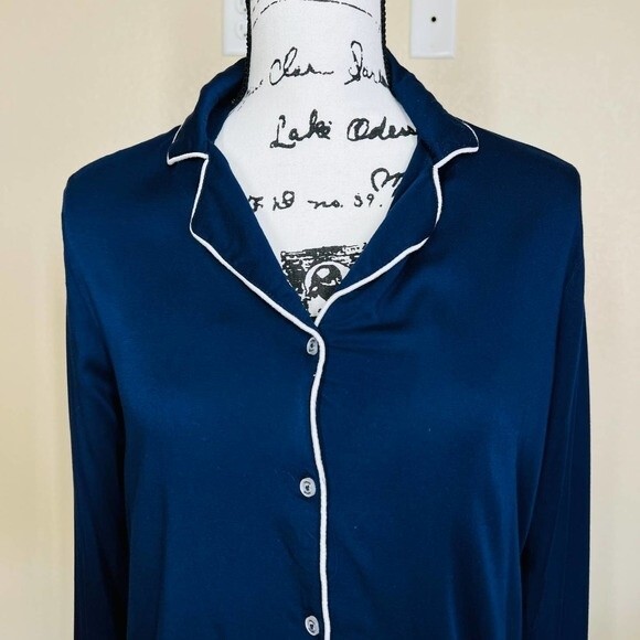 Splendid Navy top women button up shirt Long sleeve Piped Woven PJ size S sleep - Picture 9 of 13